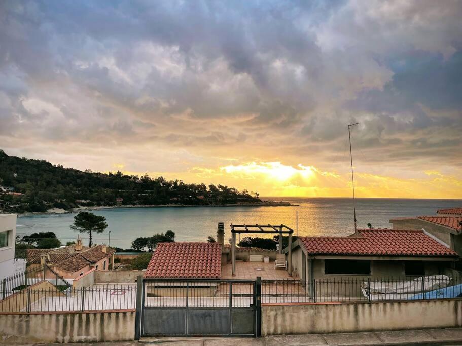 Amazing View - Exclusive Apartment Portu Frailis Àrbatax Exterior foto