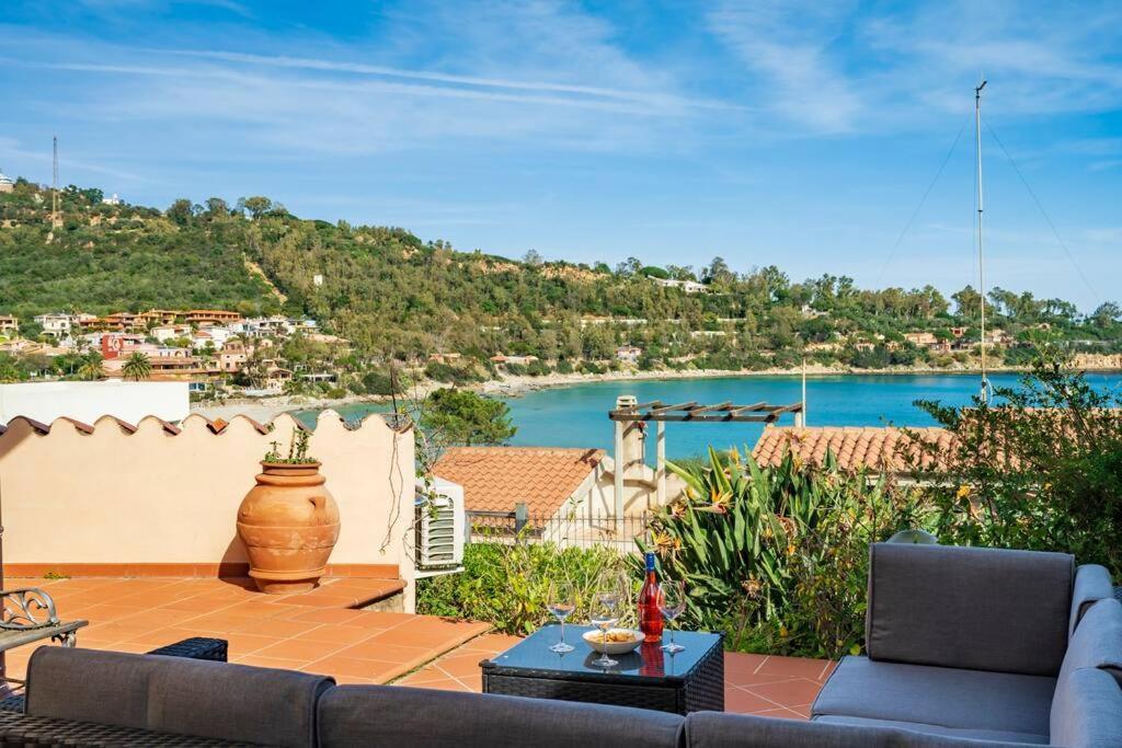 Amazing View - Exclusive Apartment Portu Frailis Àrbatax Exterior foto